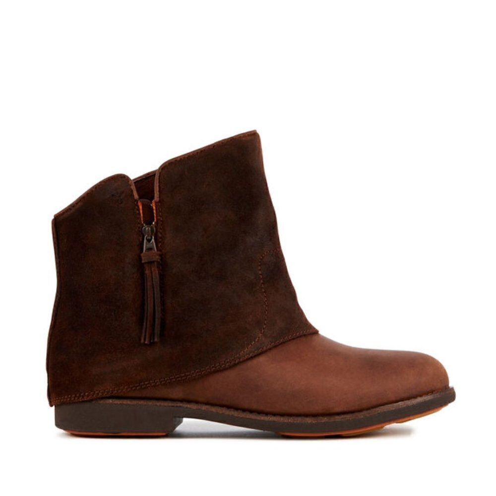 NWT EMU Australian Heysen Cow Leather Boots